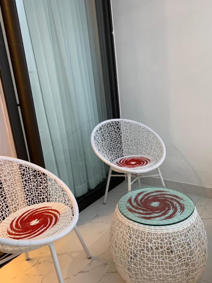 Bed and Breakfast Tms - Pullman Luxury Outlet - High Floor Beach View Куинён Экстерьер фото